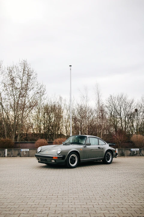 1986 Porsche 911 Carrera 3.2 - Image 4 of 31