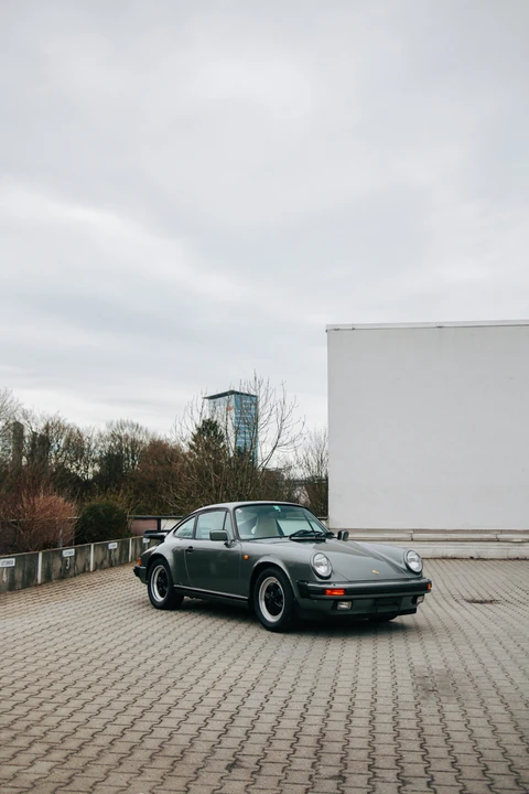 1986 Porsche 911 Carrera 3.2 - Image 18 of 31