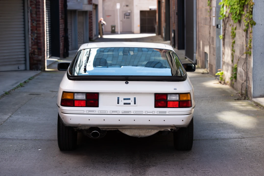 1986 Porsche 924 S - Image 15 of 31