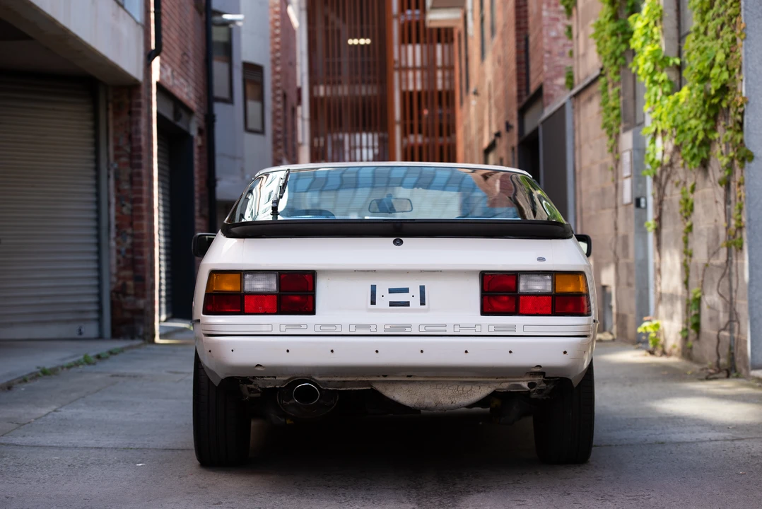 1986 Porsche 924 S - Image 7 of 31