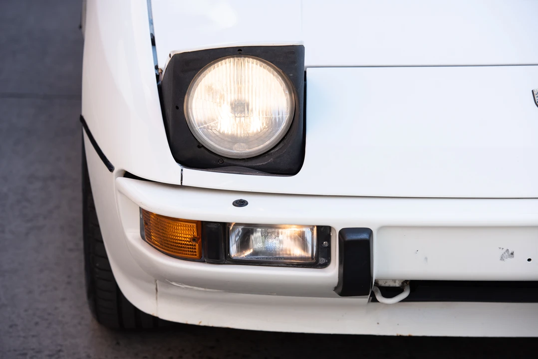 1986 Porsche 924 S - Image 18 of 31