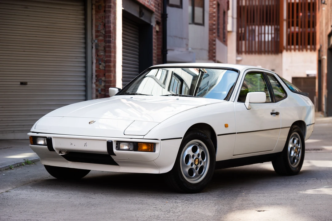 1986 Porsche 924 S - Image 10 of 31