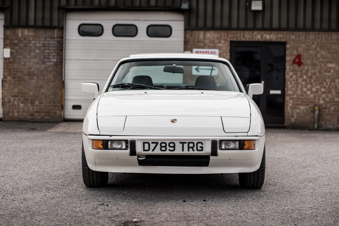 1986 Porsche 924 S - Image 4 of 31