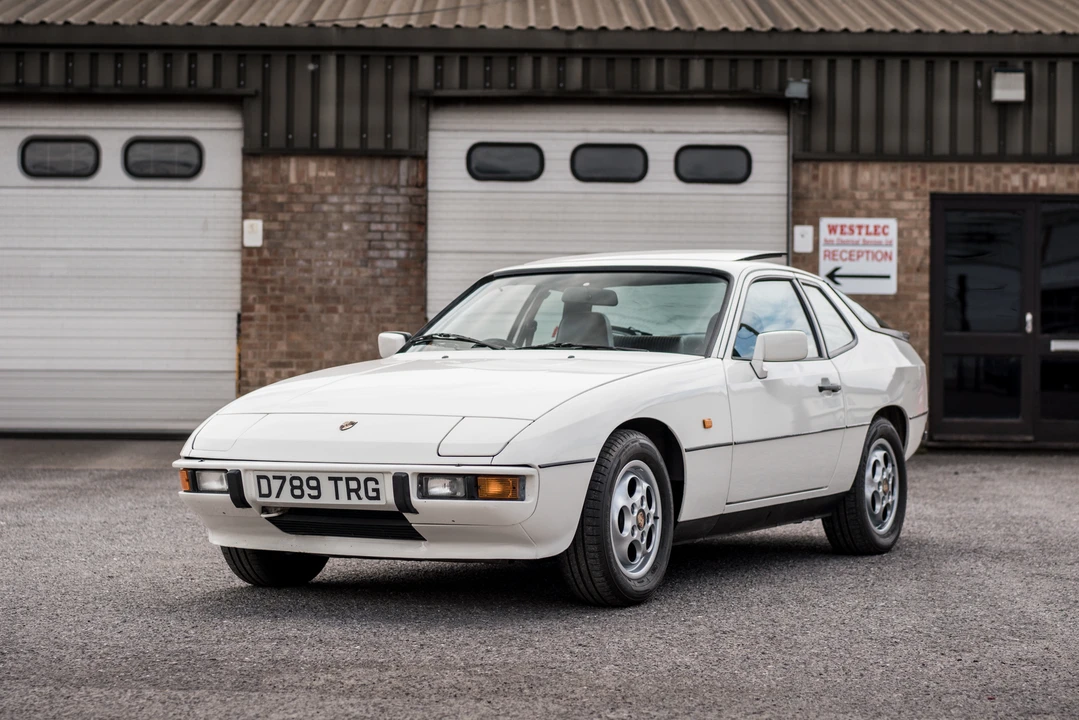 1986 Porsche 924 S - Image 5 of 31