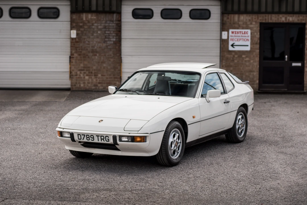 1986 Porsche 924 S - Image 6 of 31