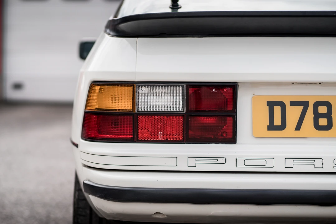 1986 Porsche 924 S - Image 26 of 31