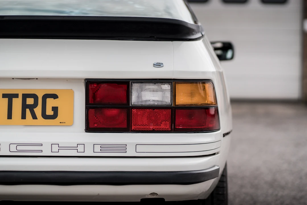 1986 Porsche 924 S - Image 27 of 31
