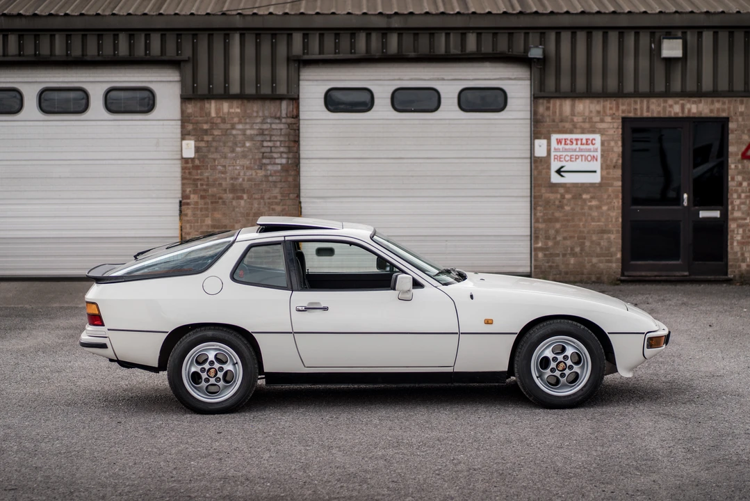 1986 Porsche 924 S - Image 19 of 31