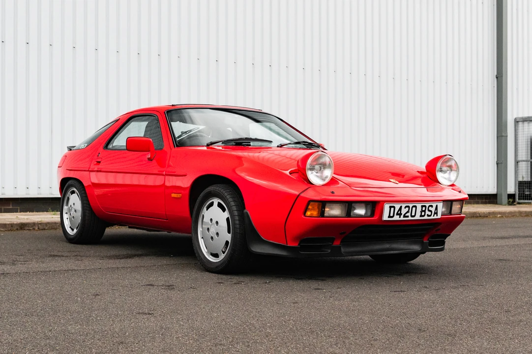 1986 Porsche 928 S - Image 2 of 31