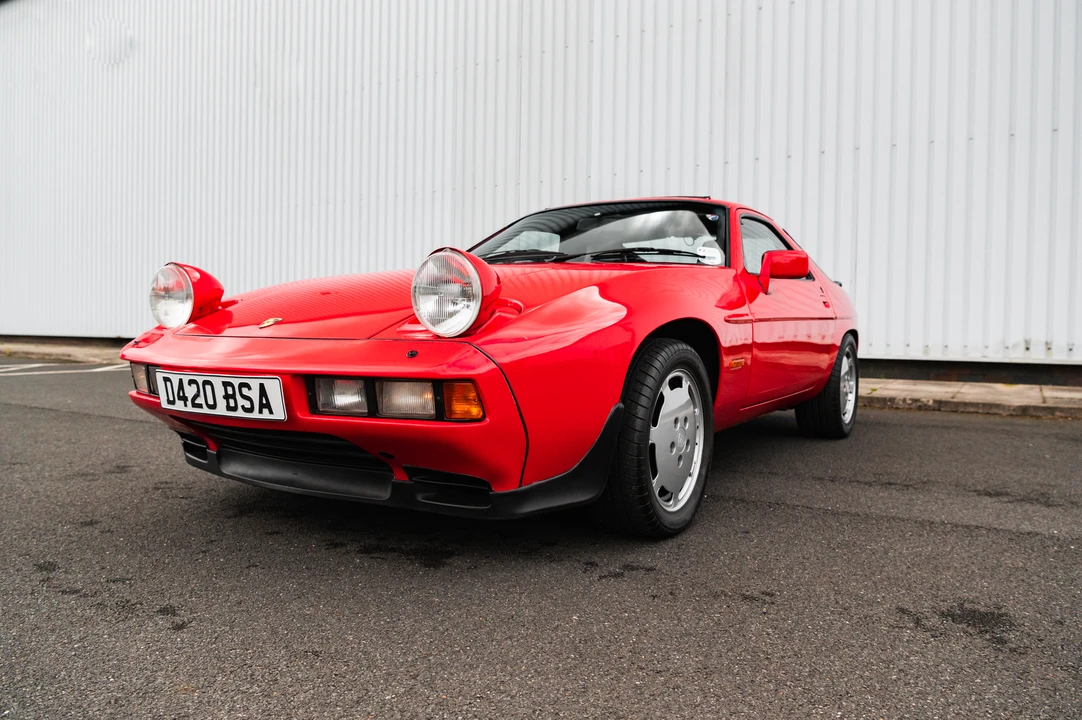 1986 Porsche 928 S - Image 9 of 31
