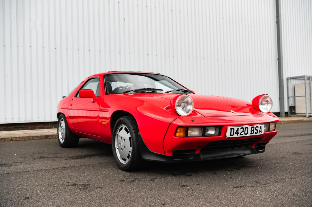 1986 Porsche 928 S - Image 12 of 31