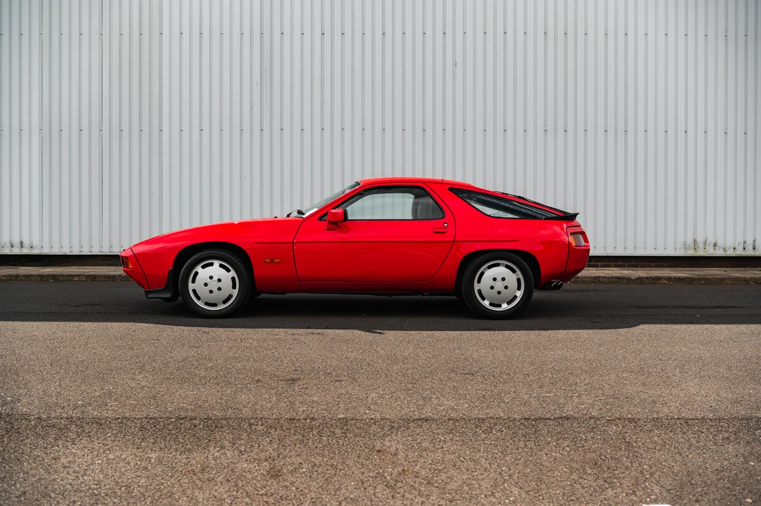 1986 Porsche 928 S - Image 8 of 31