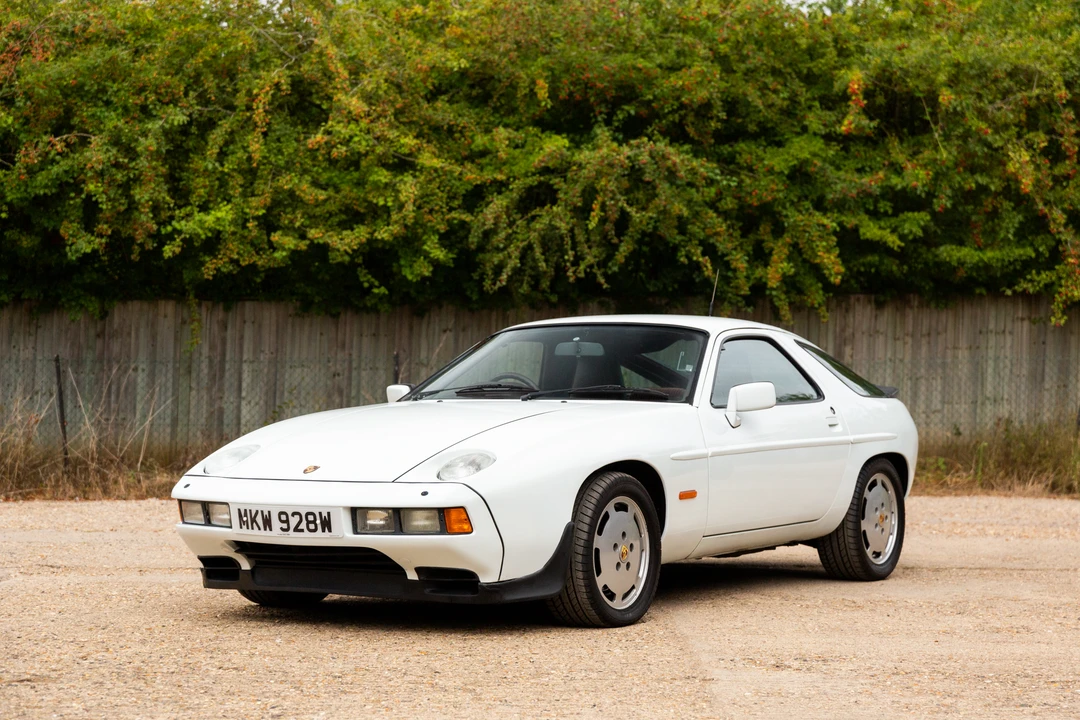 1986 Porsche 928 S - Image 13 of 31