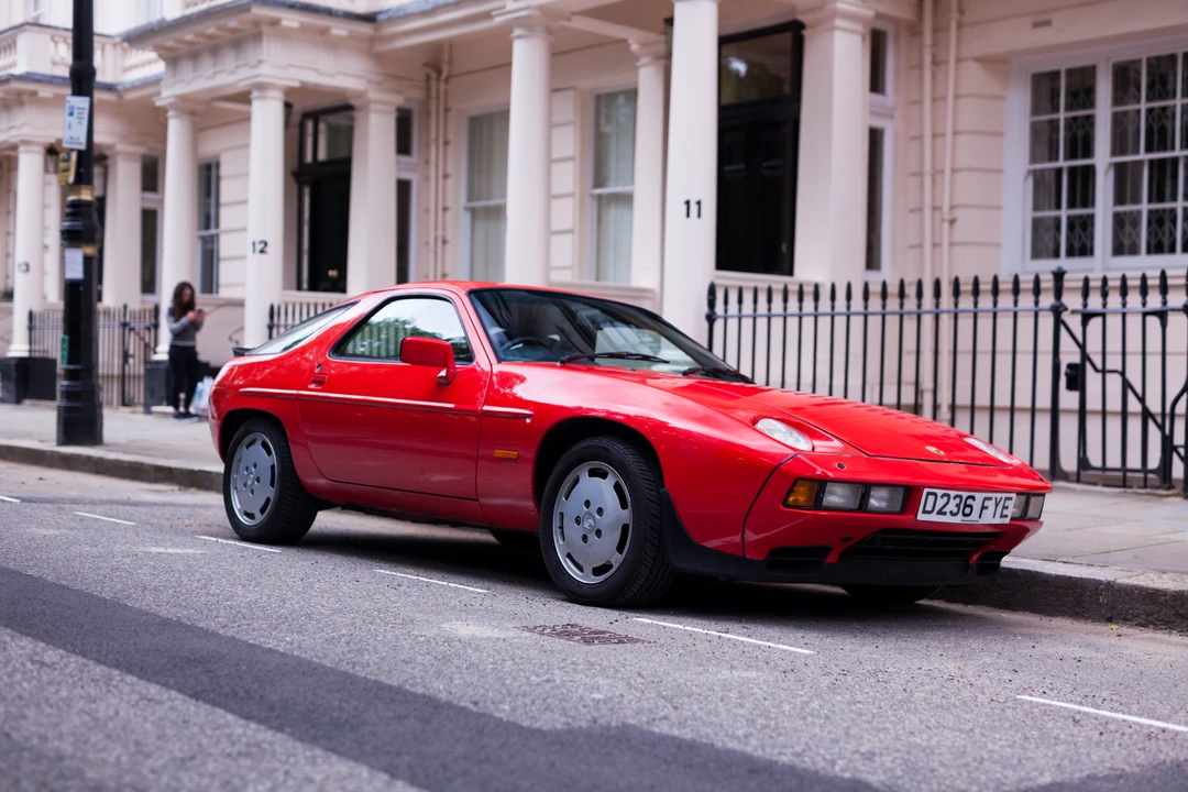 1986 Porsche 928 S - Image 2 of 31