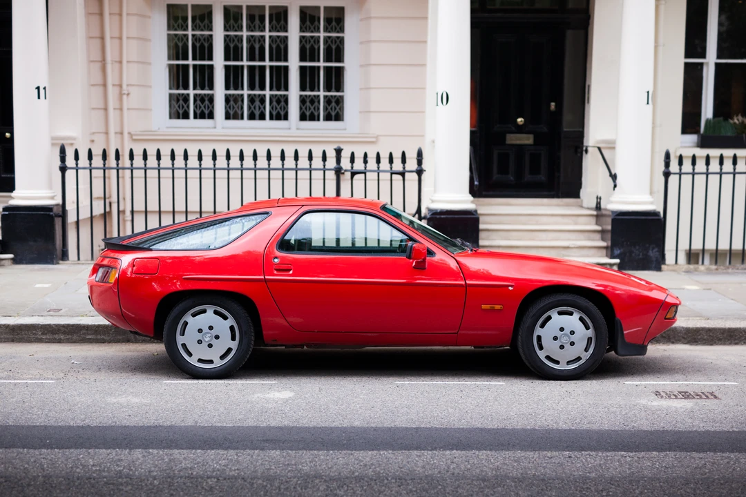 1986 Porsche 928 S - Image 11 of 31