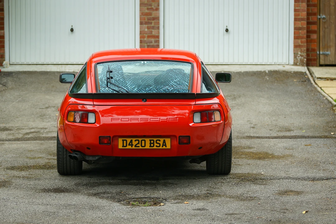 1986 Porsche 928 S - Image 14 of 31