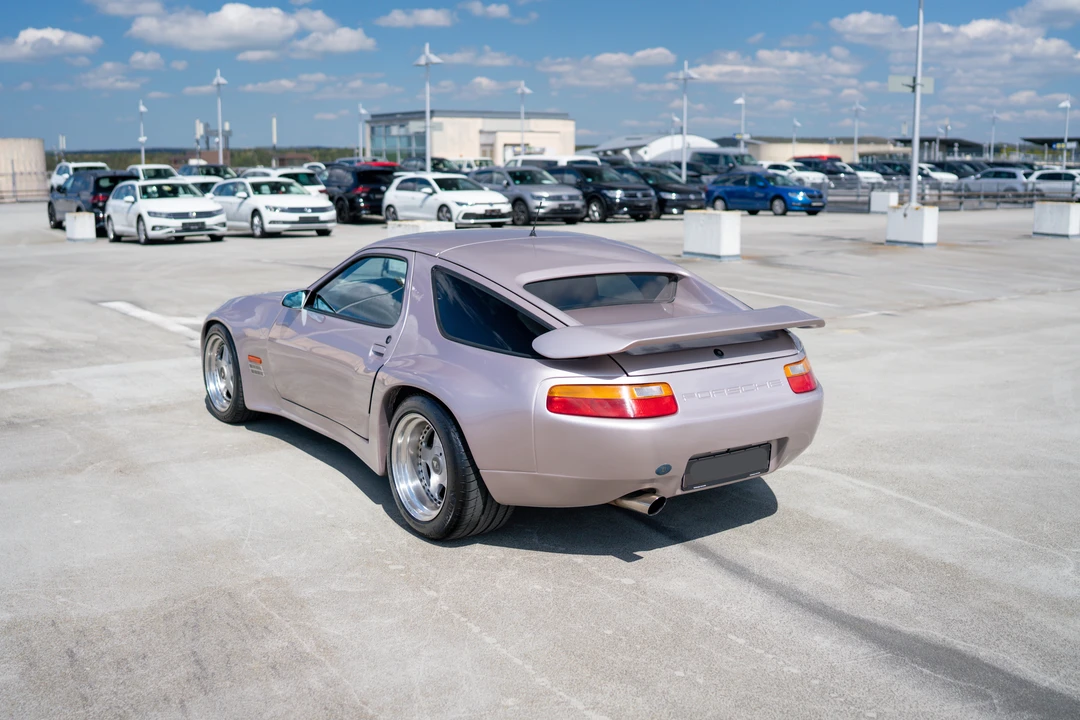 1986 Porsche 928 S - Image 14 of 31