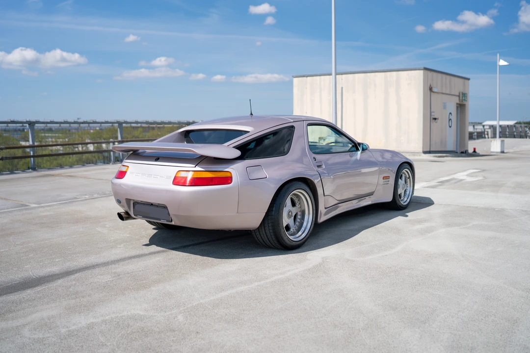 1986 Porsche 928 S - Image 16 of 31