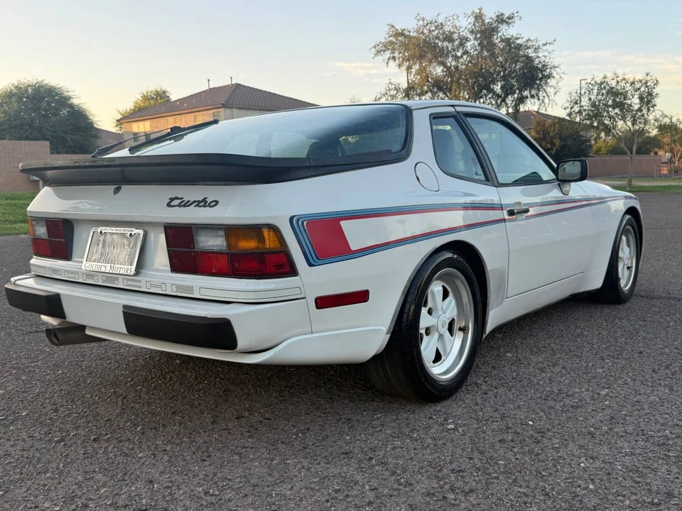 1986 Porsche 944 Turbo - Image 5 of 20