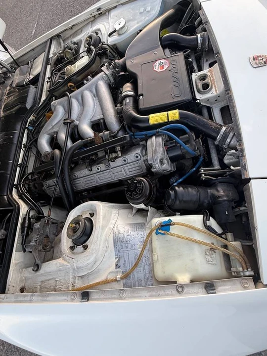 1986 Porsche 944 Turbo - Image 15 of 20