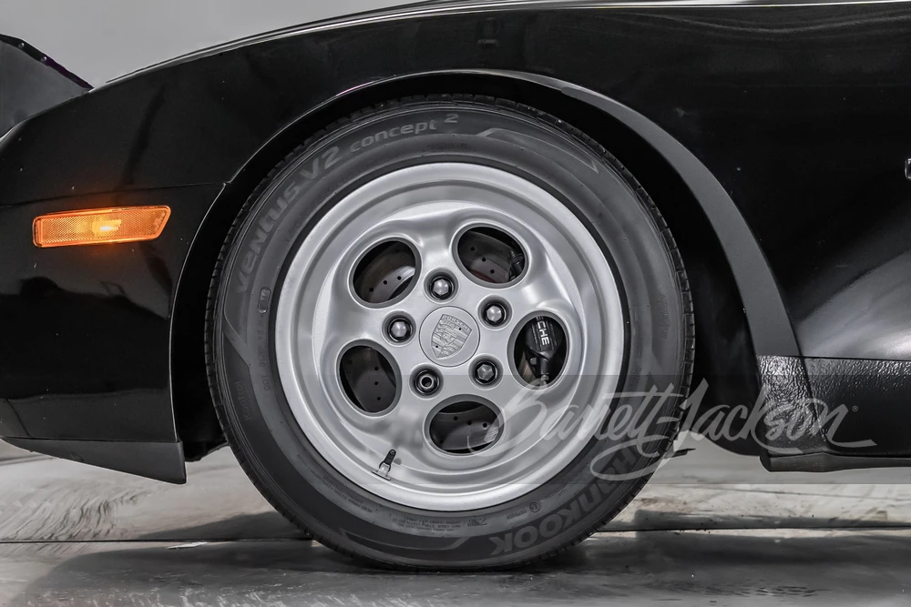 1986 Porsche 944 Turbo - Image 10 of 31