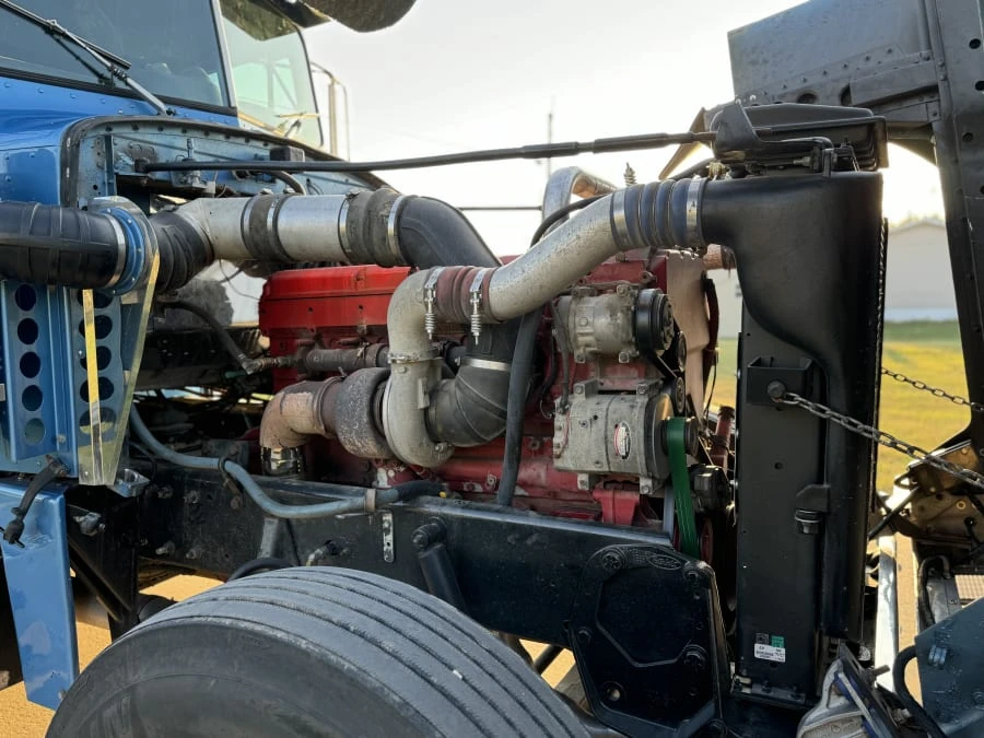 1986 Peterbilt - Image 26 of 30