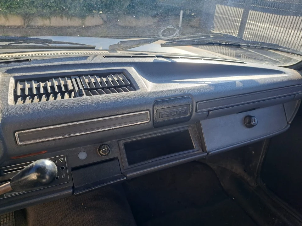1986 Peugeot 504 - Image 10 of 30