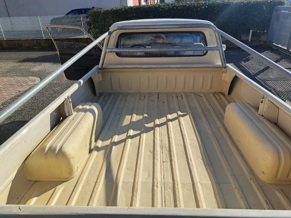 1986 Peugeot 504 - Image 16 of 30