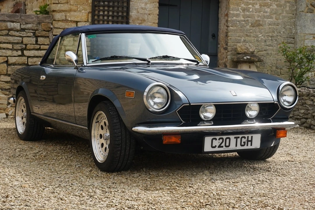 1986 Pininfarina - Image 21 of 30