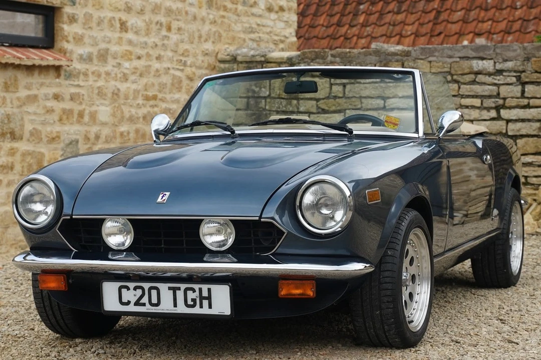 1986 Pininfarina - Image 11 of 30