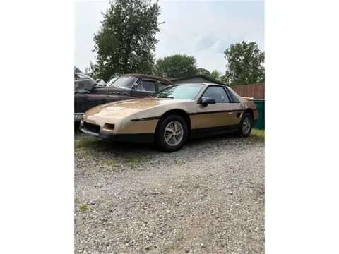1986 Pontiac Fiero V6