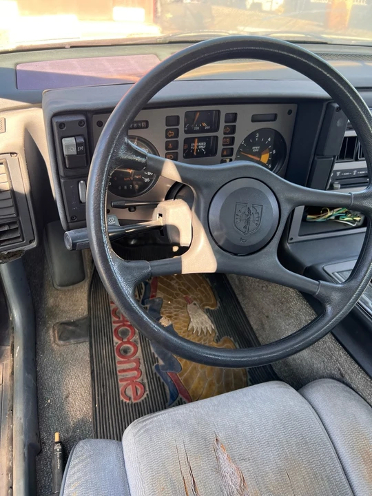 1986 Pontiac Fiero - Image 10 of 18