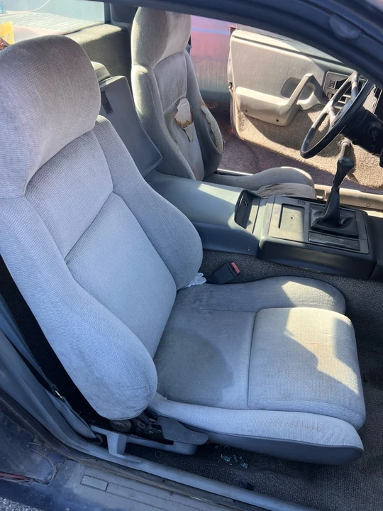 1986 Pontiac Fiero - Image 7 of 18