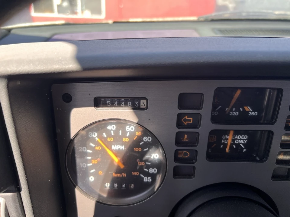 1986 Pontiac Fiero - Image 11 of 18