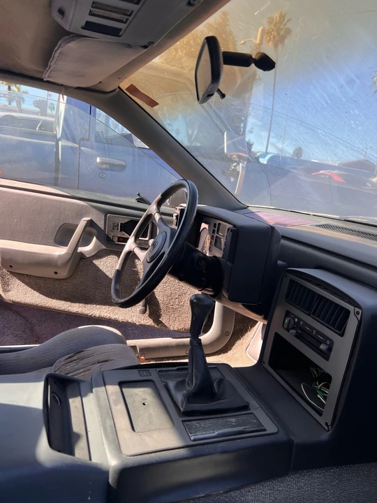 1986 Pontiac Fiero - Image 9 of 18