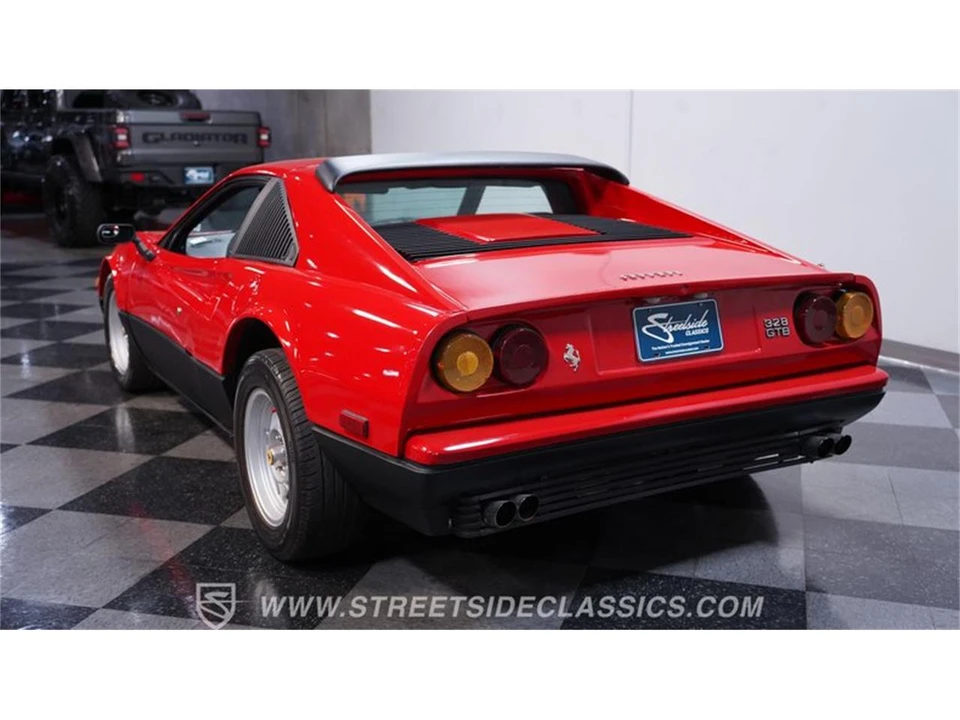 1986 Pontiac Fiero - Image 9 of 31