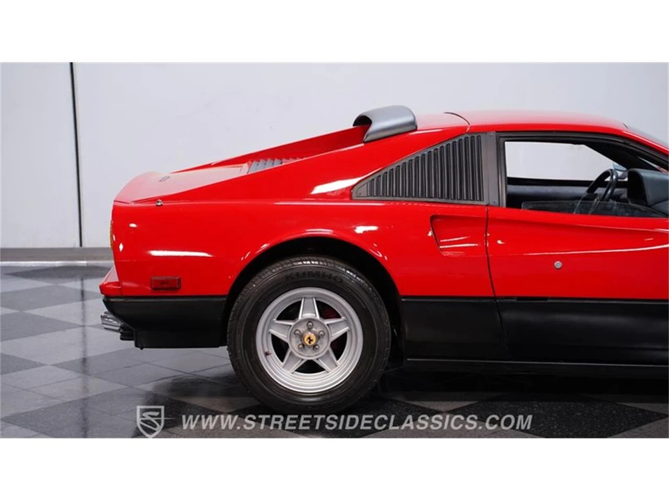 1986 Pontiac Fiero - Image 24 of 31