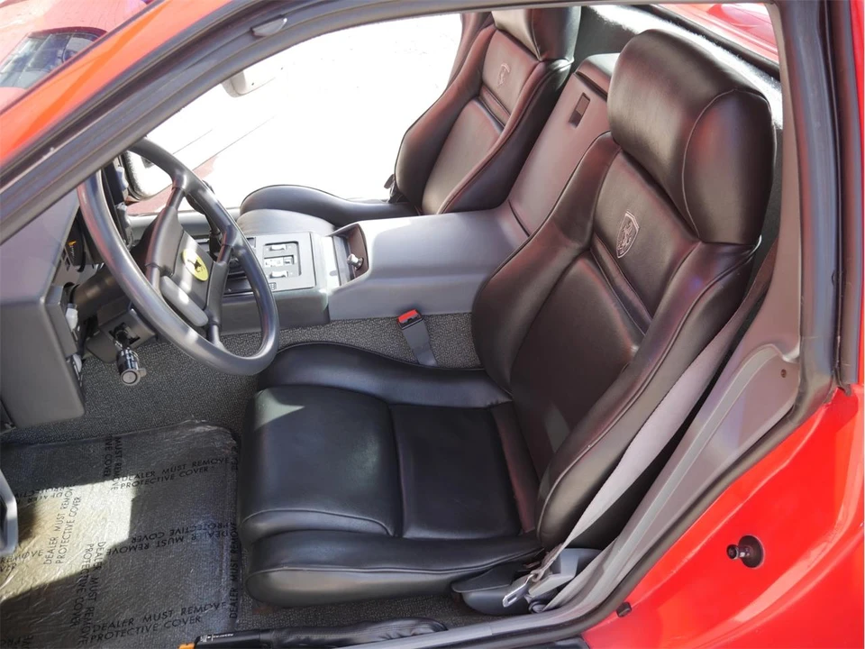 1986 Pontiac Fiero - Image 18 of 31