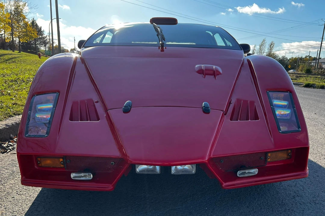 1986 Pontiac Fiero - Image 2 of 31
