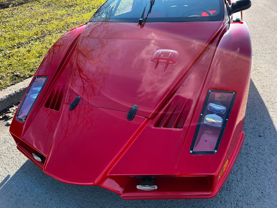 1986 Pontiac Fiero - Image 24 of 31