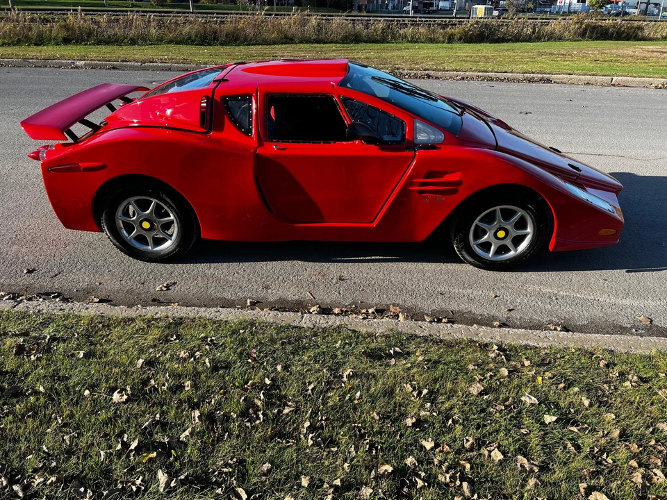 1986 Pontiac Fiero - Image 15 of 31