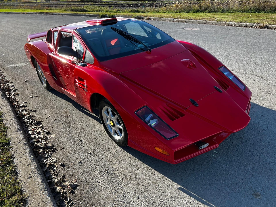 1986 Pontiac Fiero - Image 18 of 31
