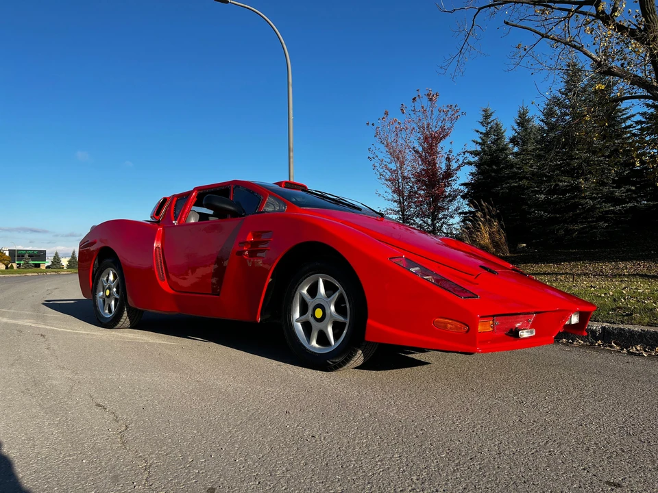 1986 Pontiac Fiero - Image 16 of 31