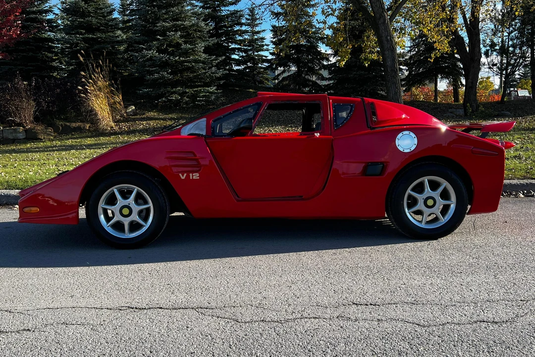 1986 Pontiac Fiero - Image 3 of 31