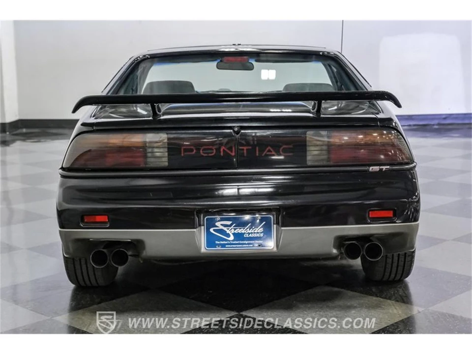 1986 Pontiac Fiero - Image 11 of 31