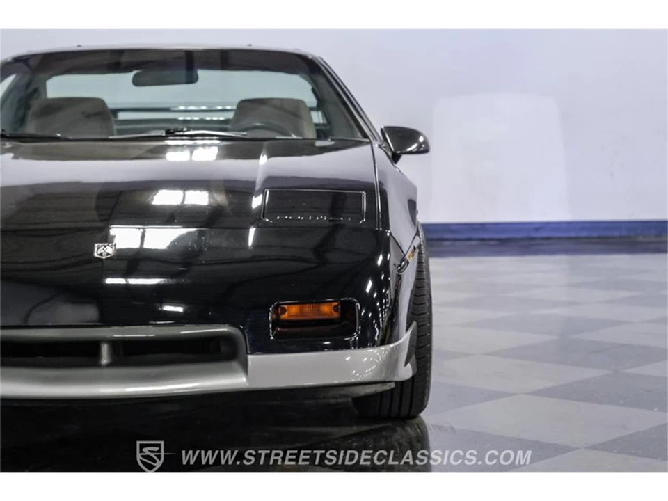 1986 Pontiac Fiero - Image 20 of 31