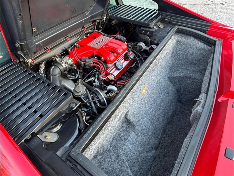 1986 Pontiac Fiero - Image 12 of 31