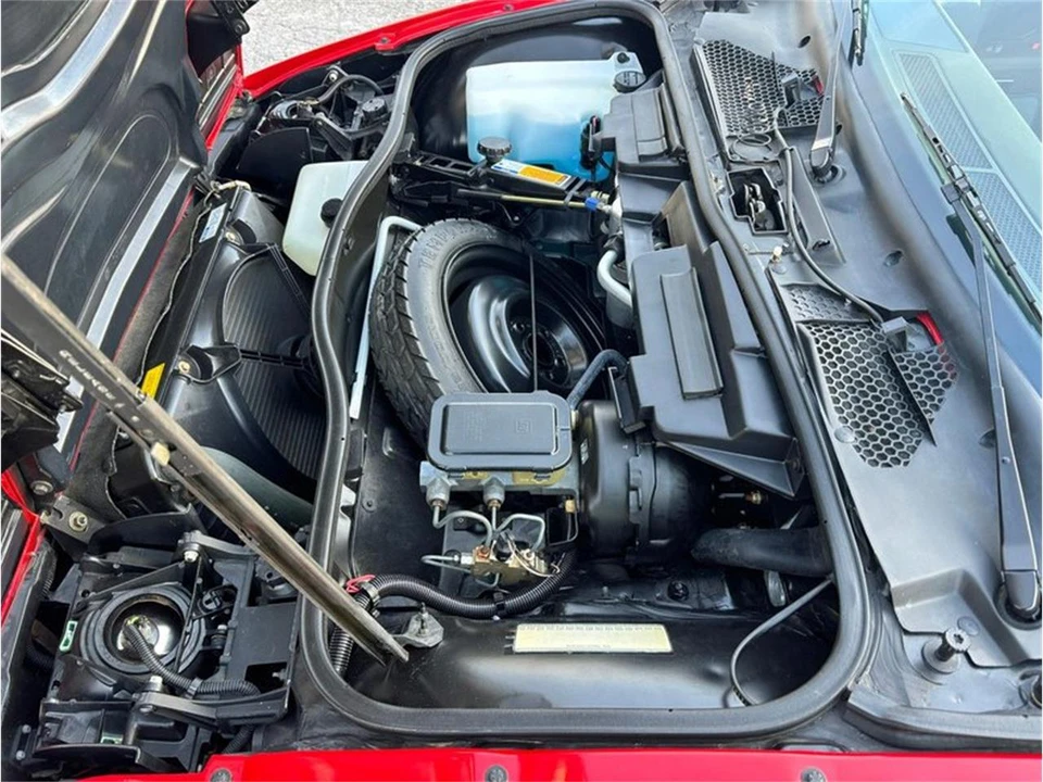 1986 Pontiac Fiero - Image 9 of 31