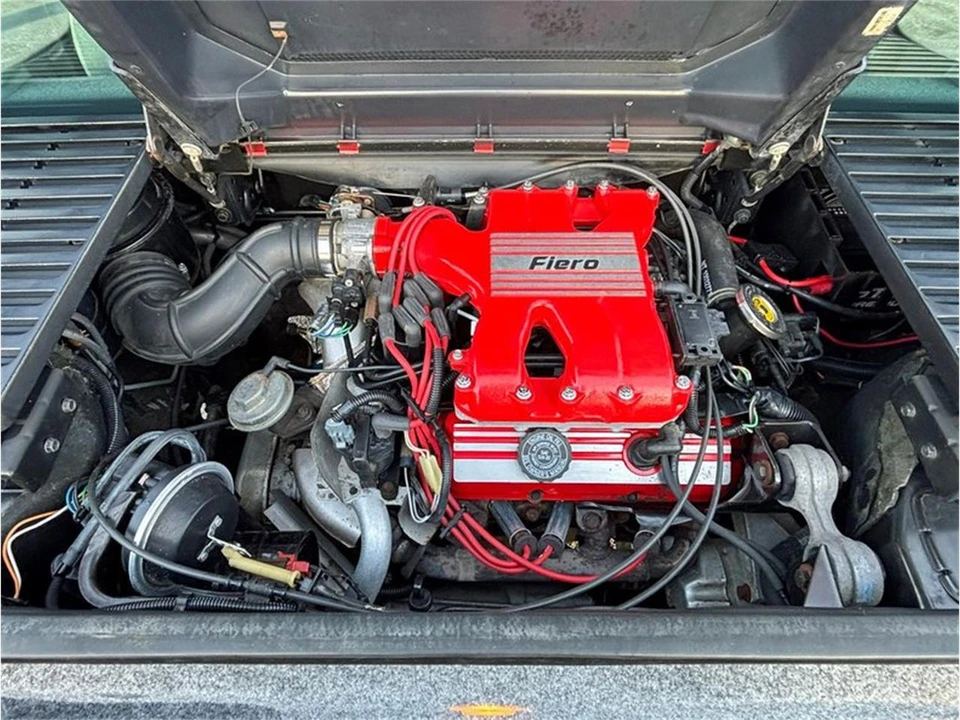 1986 Pontiac Fiero - Image 10 of 31