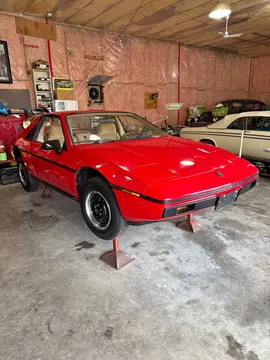 1986 Pontiac Fiero 2M4